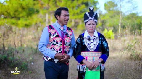 Kwv txhiaj nkauj nraug koj puas yeem by Vam neeb Ham thiab Kaj liag Yaj